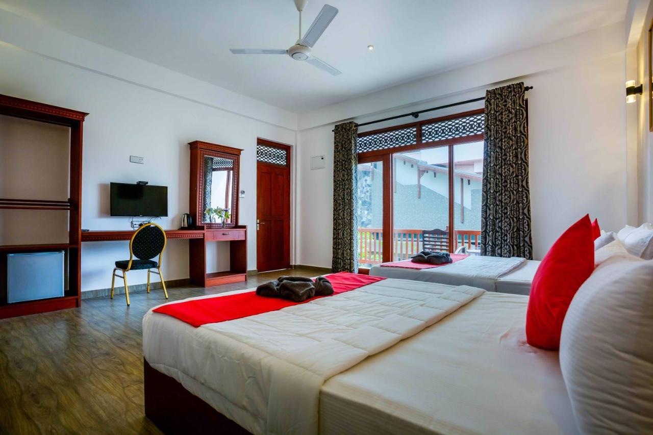 Polhena Grand Resort & Banquet Matara Zewnętrze zdjęcie