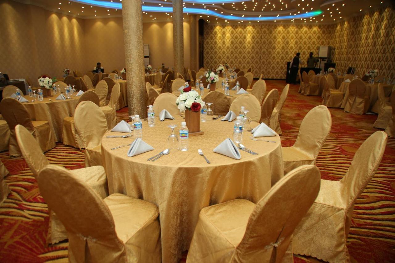 Polhena Grand Resort & Banquet Matara Zewnętrze zdjęcie